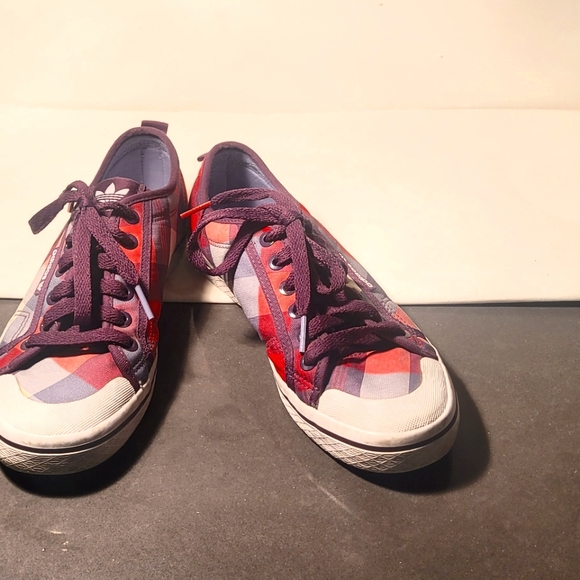 Adidas plaid canvas sneakers - Picture 2 of 8